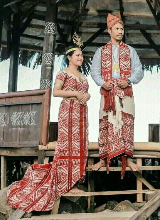 Baju Adat Nusa Tenggara Barat: Keindahan Budaya yang Memukau
