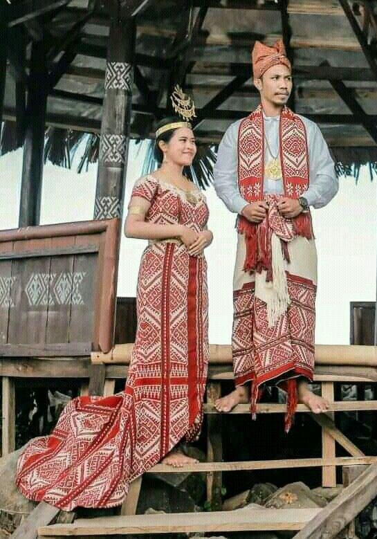 Baju Adat Nusa Tenggara Barat: Keindahan Budaya yang Memukau