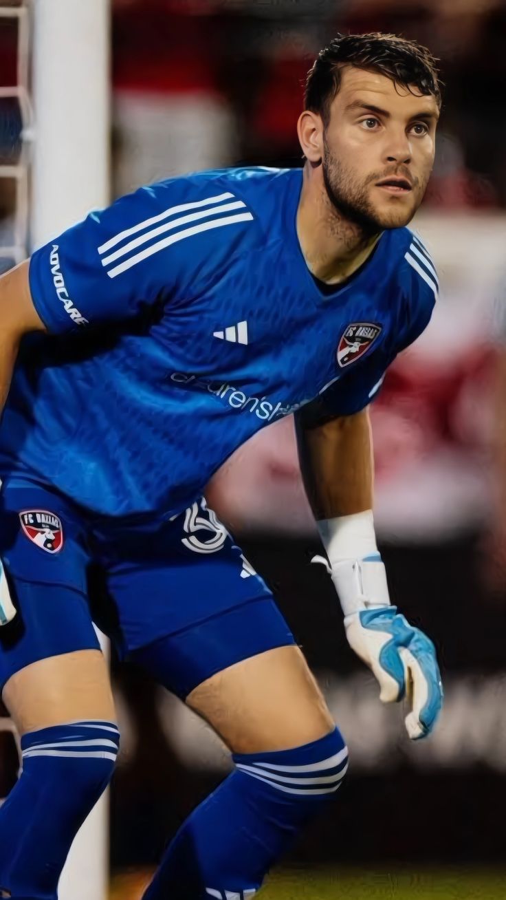 Kiper Tertinggi di Dunia: Si Raksasa di Bawah Mistar