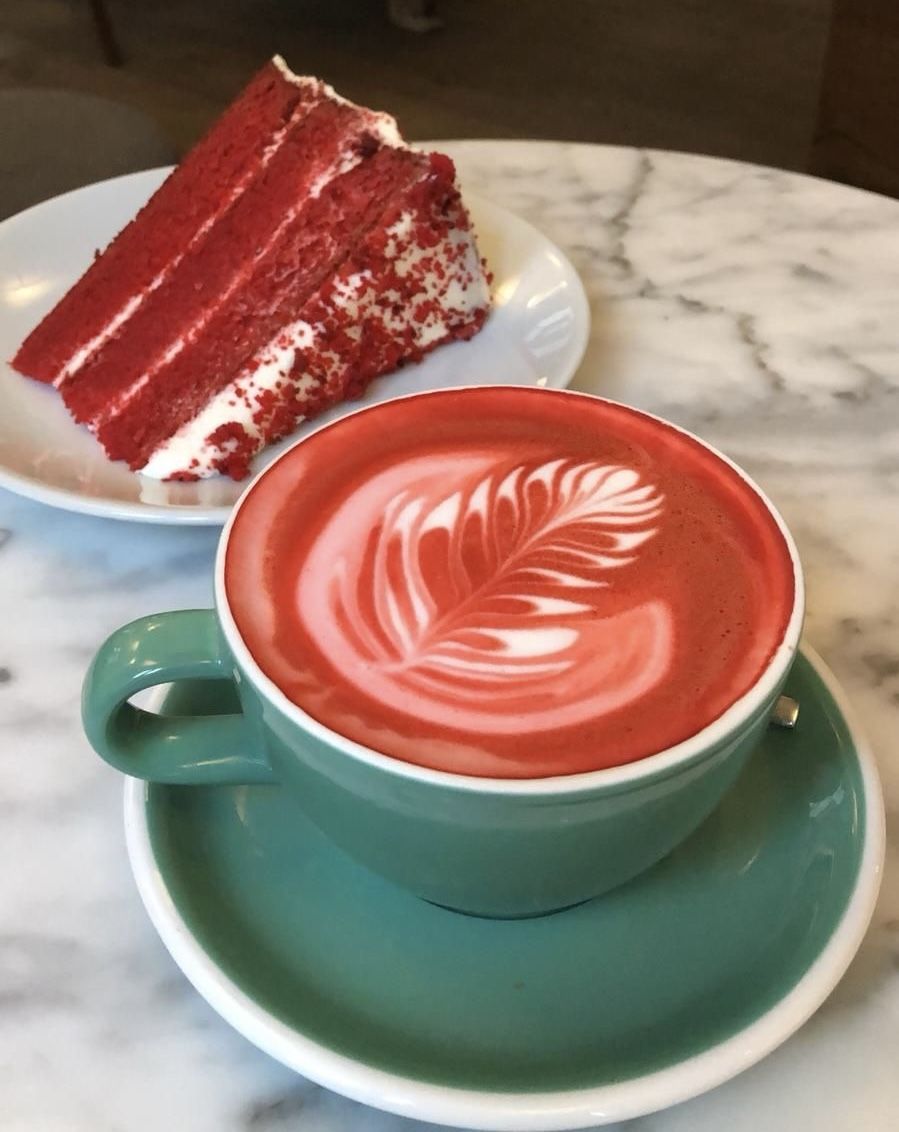 Red Velvet Rasa Apa? Penjelasan Lengkap tentang Rasa, Tekstur, dan Alasan Kue Ini Digemari